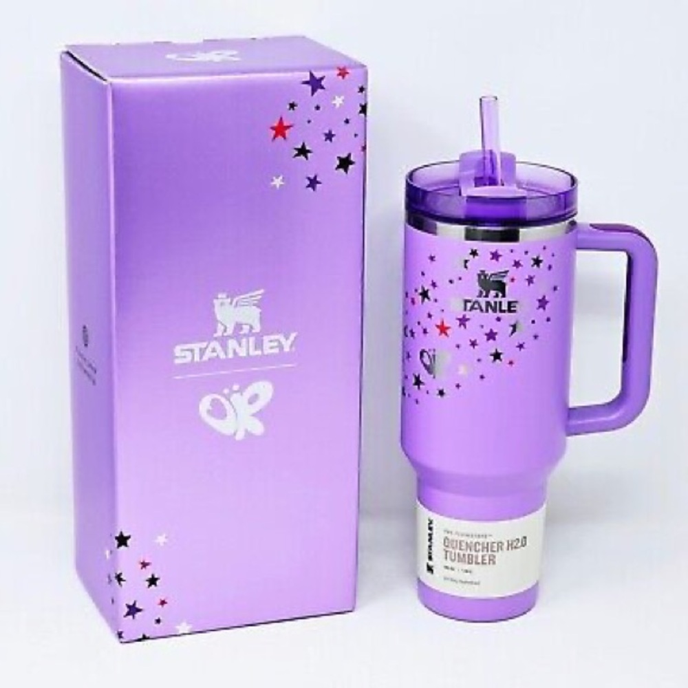 Olivia Rodrigo GUTS X Stanley Quencher 40 Oz
Purple Stars H2.0 Tumbler
